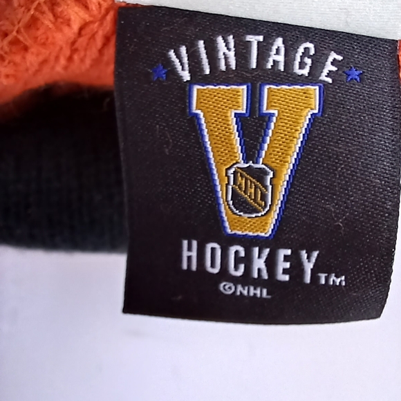Mitchell & Ness beanie cap Philadelphia Flyers NHL knit skullcap embroidered - Picture 6 of 6